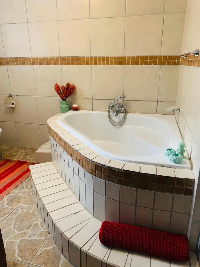 Bokamoso Views Bed and Breakfast Rustenburg Buitenkant foto