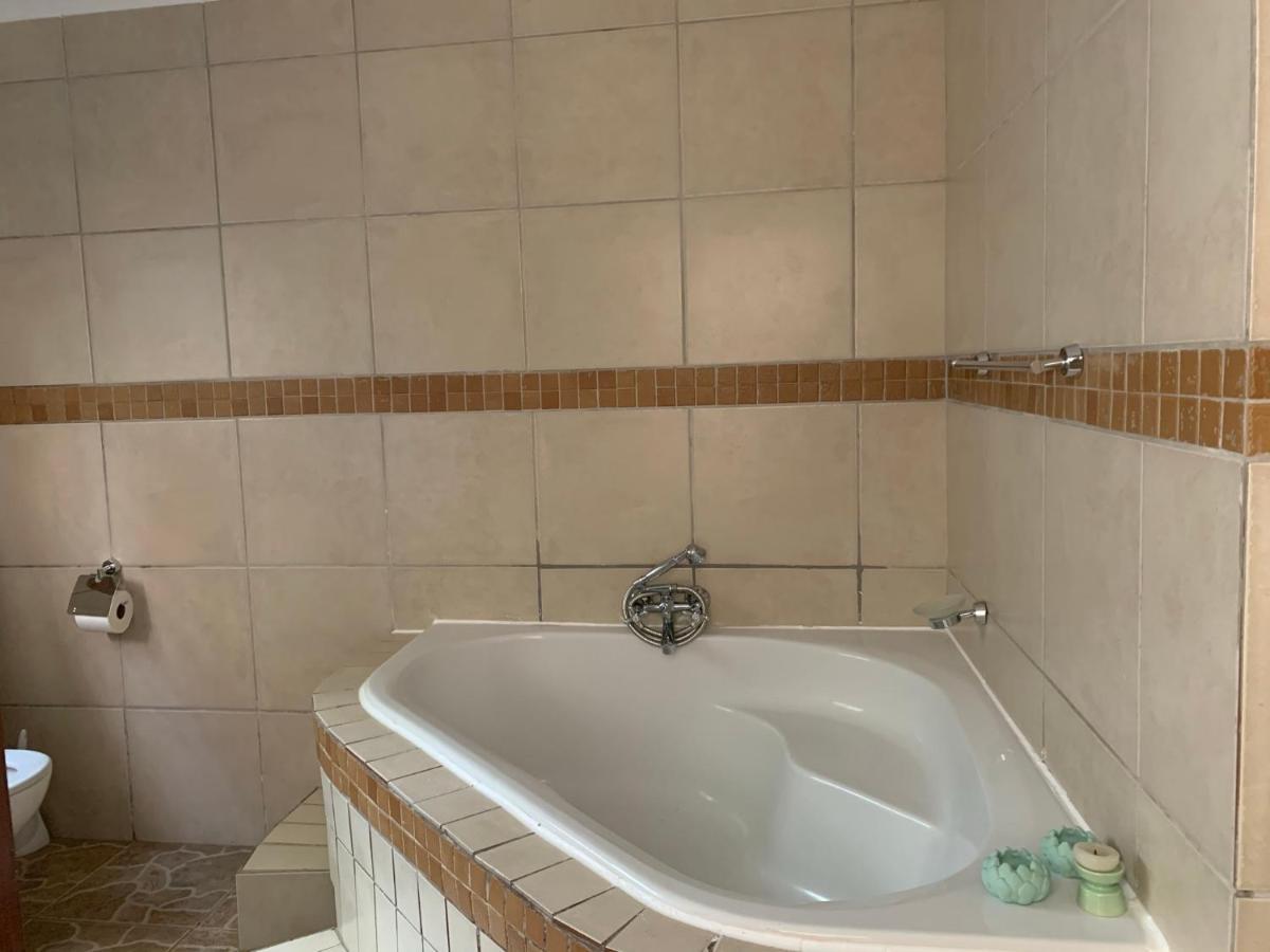 Bokamoso Views Bed and Breakfast Rustenburg Buitenkant foto