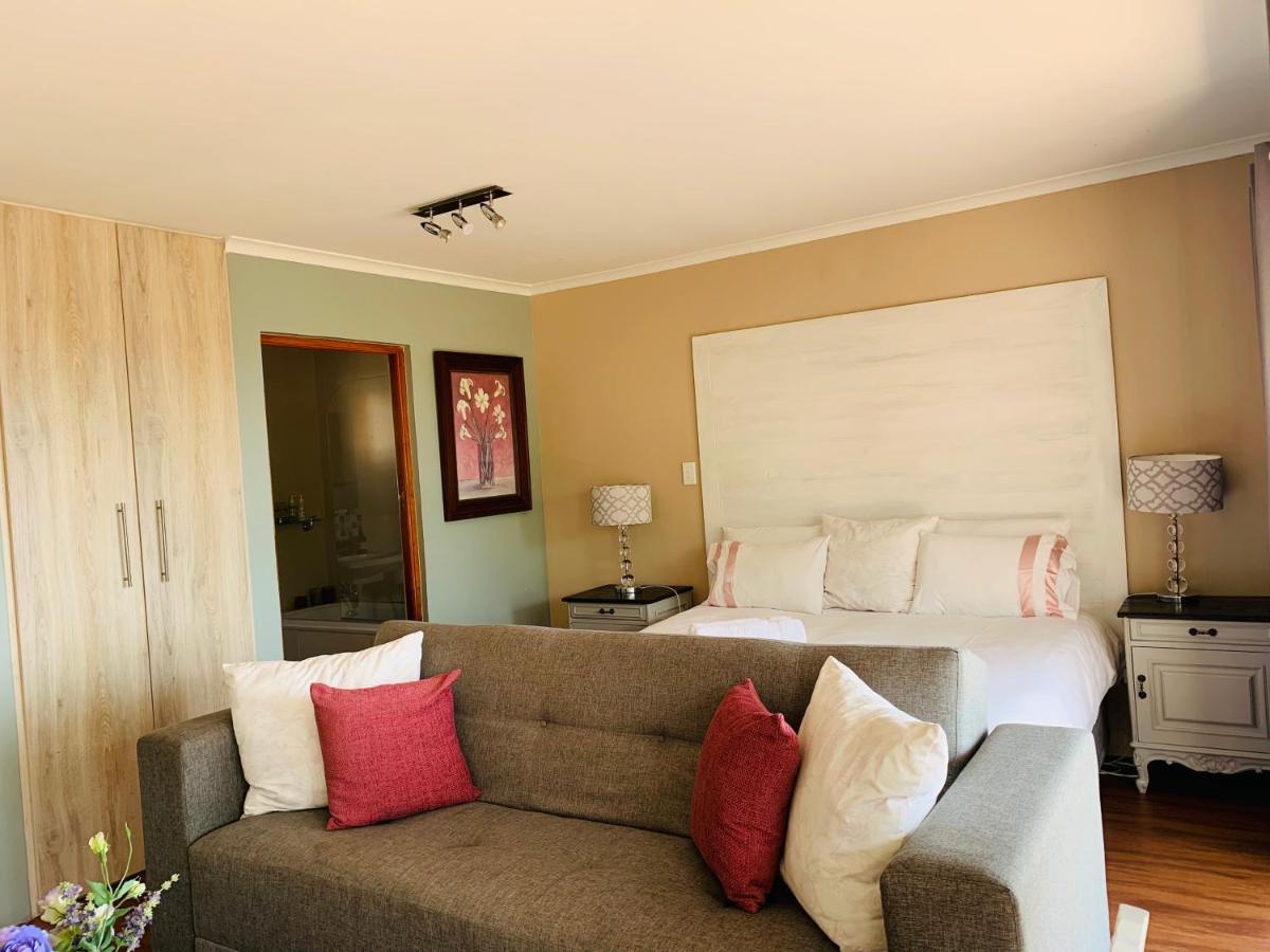 Bokamoso Views Bed and Breakfast Rustenburg Buitenkant foto